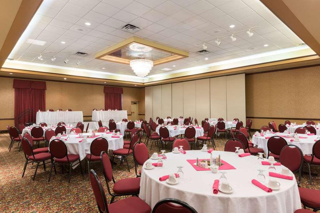 Ramada By Wyndham Topeka Downtown Hotel & Convention Center Bekvämligheter bild